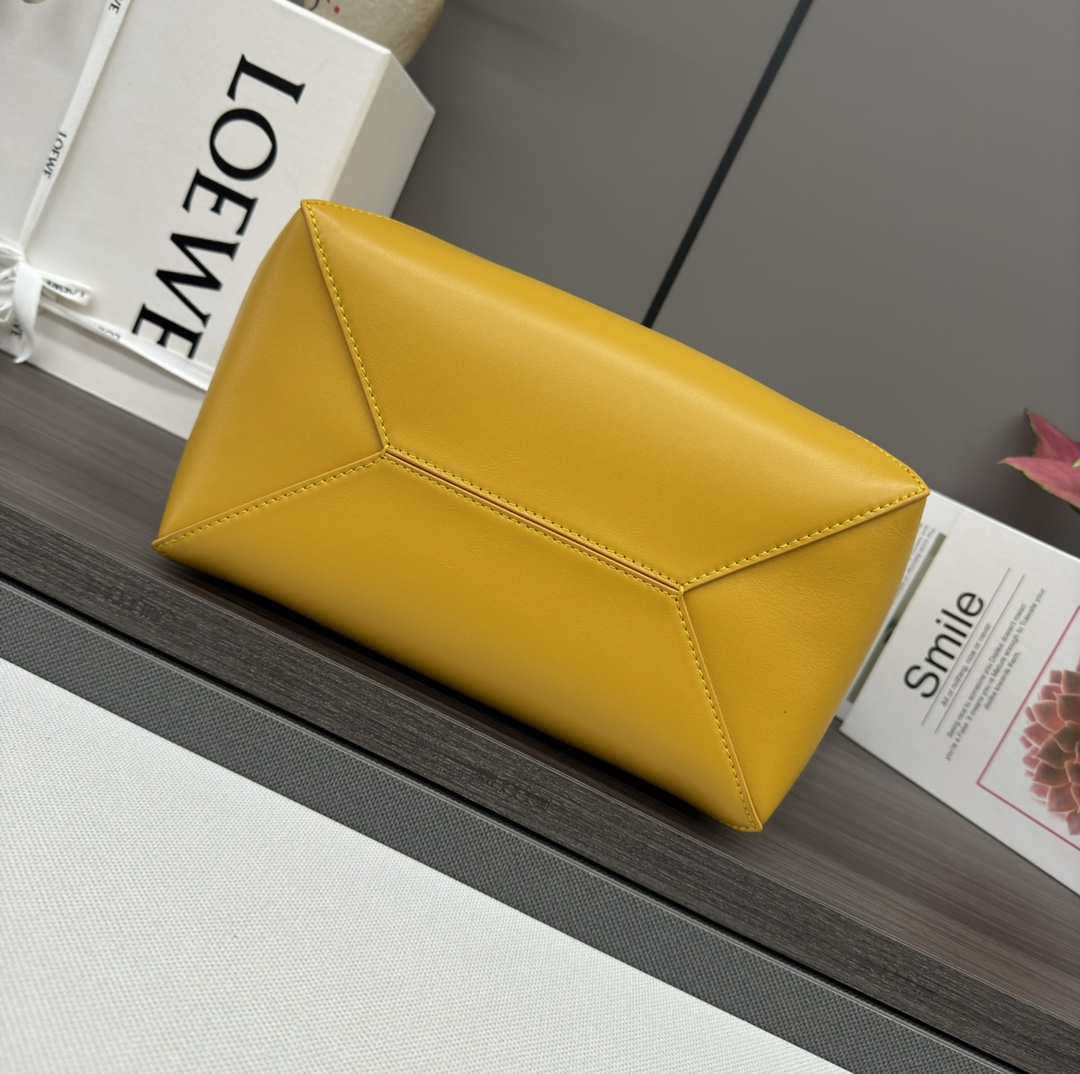 Loewe Shopping Bags